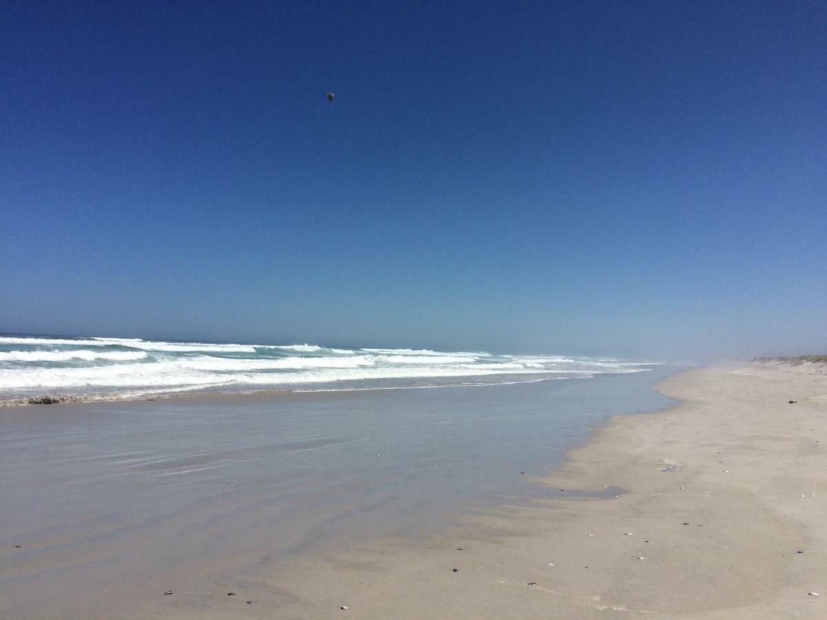 Pearl Bay Beach Home Yzerfontein Exterior photo